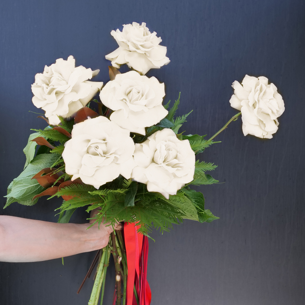 Valentine's 6 stem bouquet